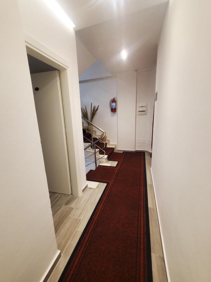 Bs Hotel Durrës Kültér fotó