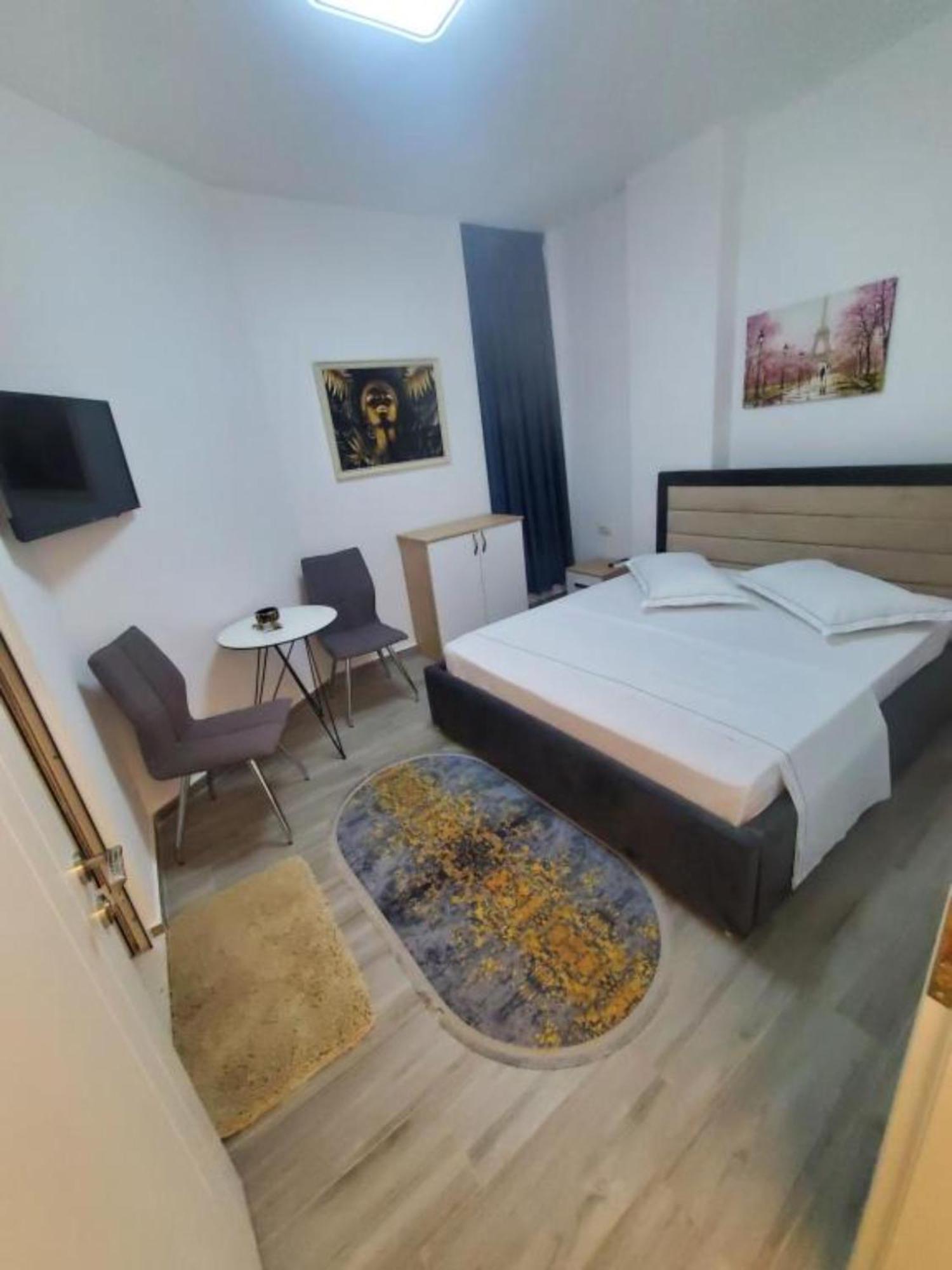 Bs Hotel Durrës Kültér fotó